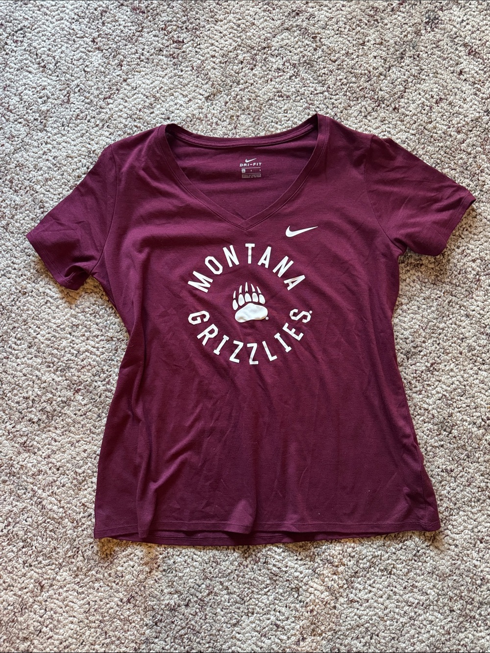 NIKE— Dri Fit Montana Grizzlies Shirt
